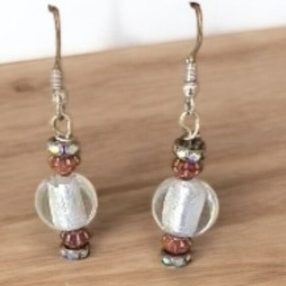 Murano Glass Beaded Earring Set in White and Red - New - Hand Crafted - Picture 2 of 2